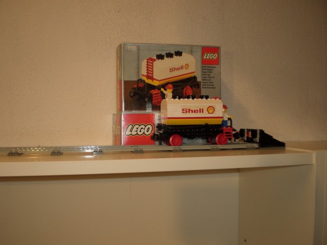 7816